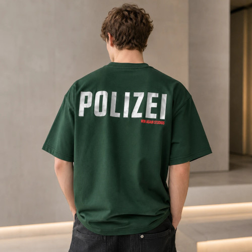 تیشرت مردانه لش باکسی سبز سلطنتی پشت چاپ | طرح POLIZEI | استایل خیابانی مدرن