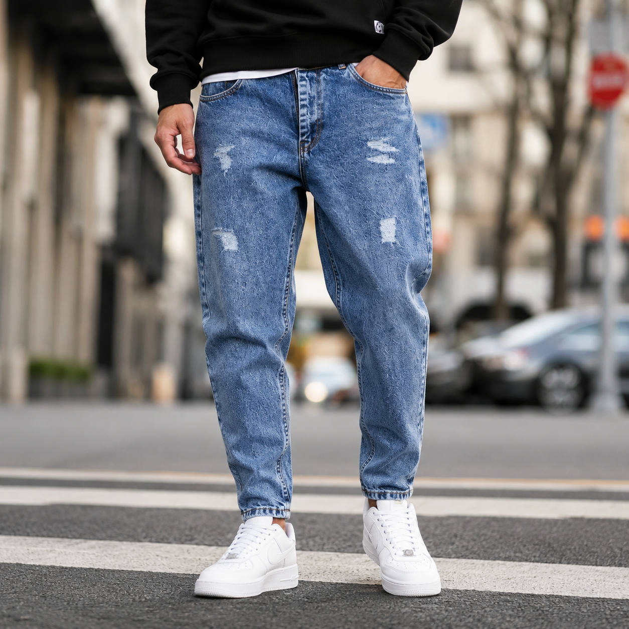 شلوار مام‌فیت مردانه آبی  کلاسیک زاپ‌دار ظریف مدل Men’s Classic Blue Mom Fit