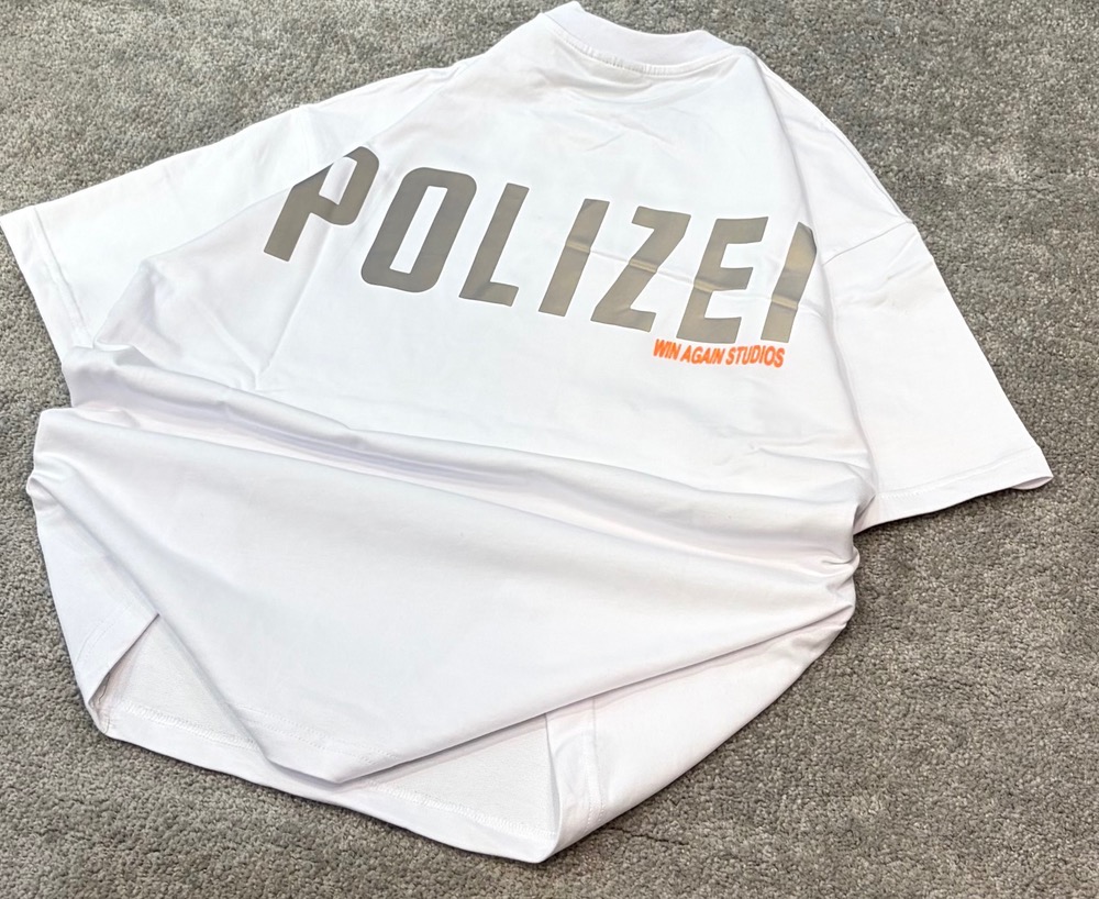 تیشرت مردانه لش باکسی سفید پشت چاپ | طرح POLIZEI | استایل خیابانی مدرن