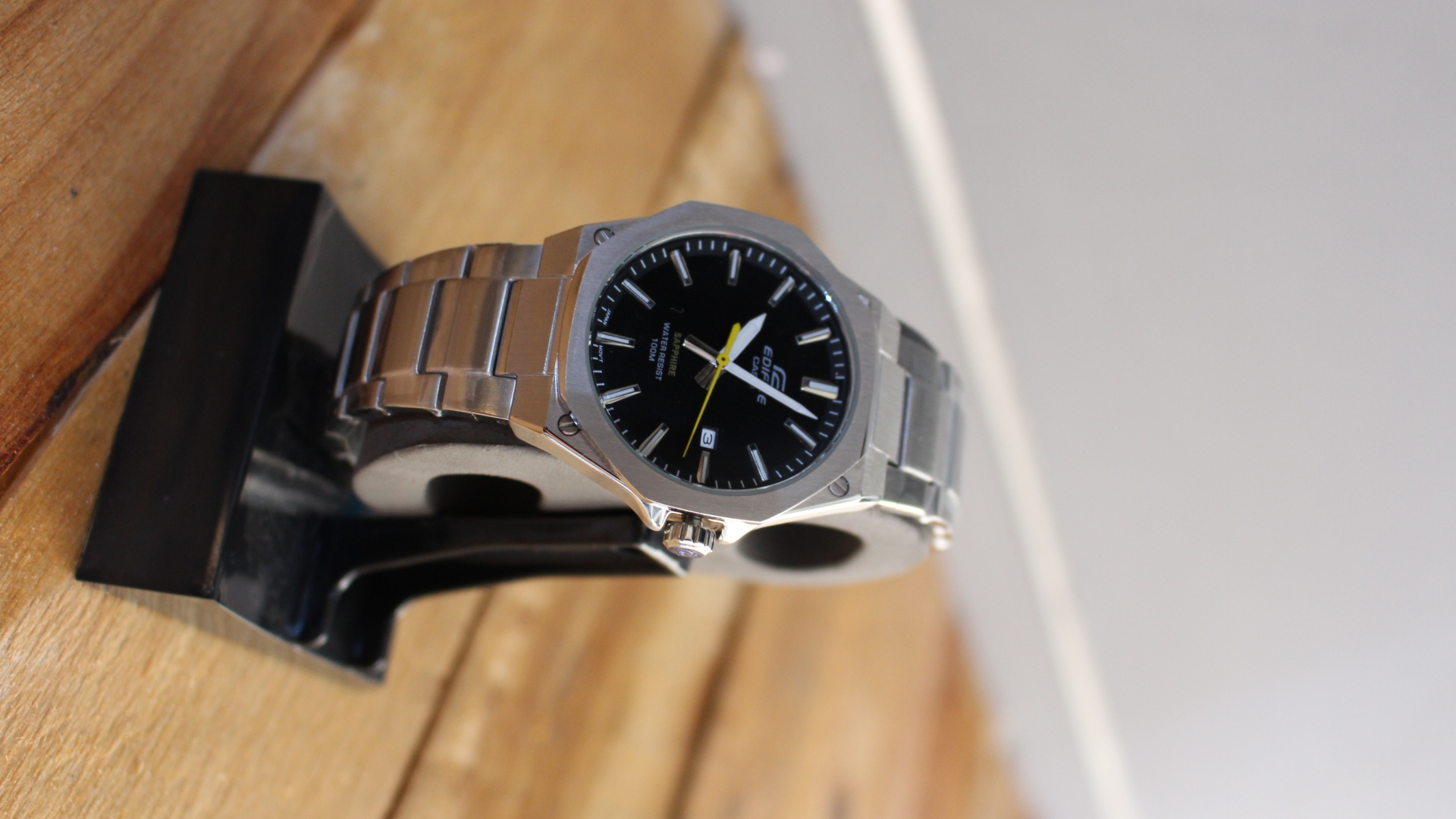 CASIO EDIFICE Octa Slim Sapphire | ساعت کاسیو ادیفایس اکتاگونال شیشه سافایر صفحه مشکی
