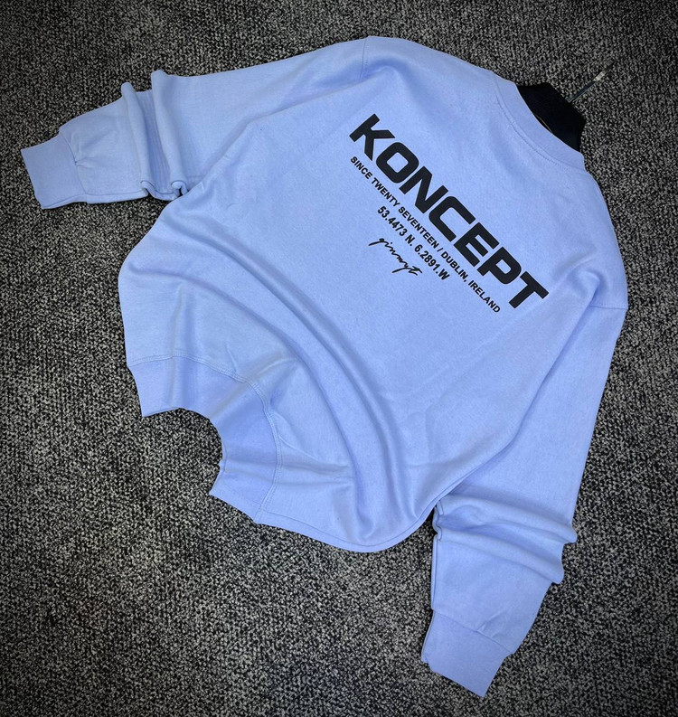 دورس یقه گرد مشکی با چاپ پشت طرح KONCEPT حامو رنگ ابی پاستیلی | Hamo Minimalist Crewneck