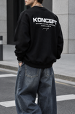 دورس یقه گرد مشکی با چاپ پشت طرح KONCEPT حامو رنگ مشکی | Hamo Minimalist Crewneck