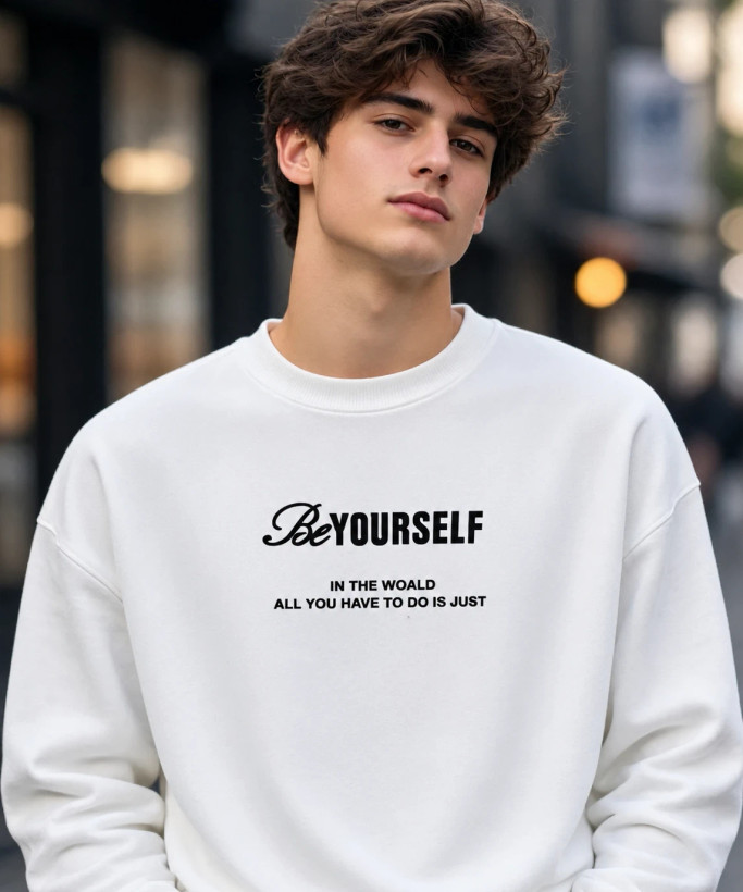 دورس مردانه یقه گرد سه نخ سفید طرح تایپوگرافی حامو ور پشت چاپ LIONIDAS | Hamo Urban Crewneck