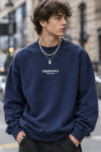 سویشرت دورس پنبه سهنخ سرمه ای لش طرح اسنشالز | Hamo Men’s Streetwear Crewneck